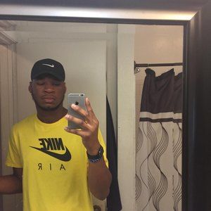 Meet your Posher, Elijah